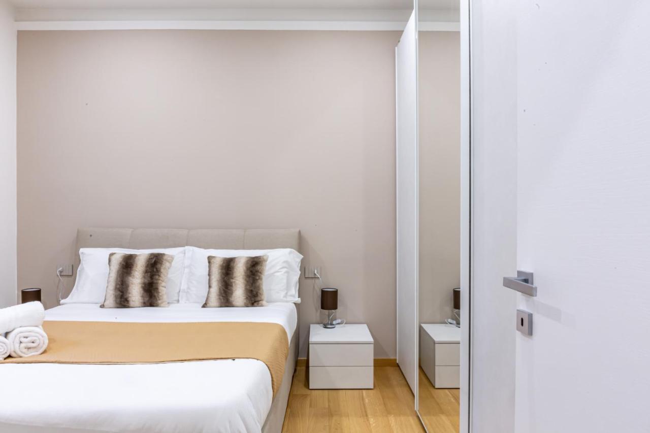 Easylife - Bilocale Moderno E Sofisticato In Zona Porta Venezia Apartment Milan Luaran gambar