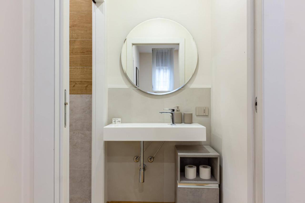 Easylife - Bilocale Moderno E Sofisticato In Zona Porta Venezia Apartment Milan Luaran gambar